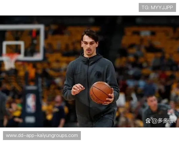 独行侠引援败笔引发争议，克莱状态断崖下滑，独行侠队引援